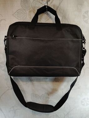 Toshiba Black Laptop /Messenger/  Crossbody Bag - Professional Briefcase